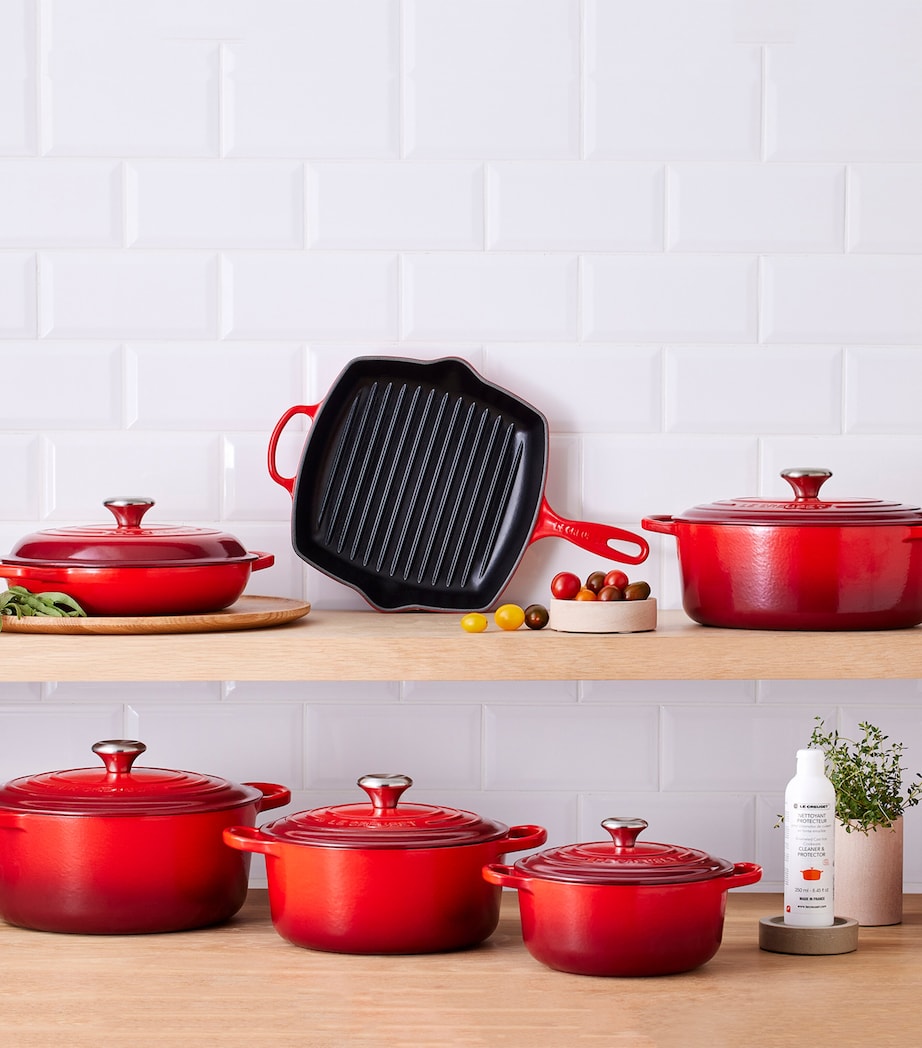 Cast Iron Oval Casserole Dish (35cm)