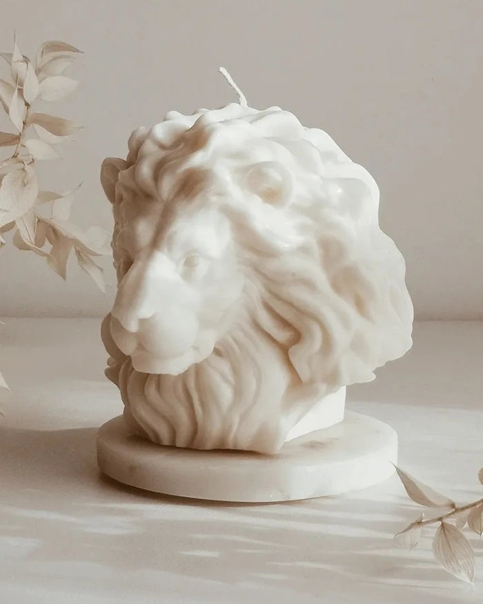 Декоративна свещ Temida Lion 515 g