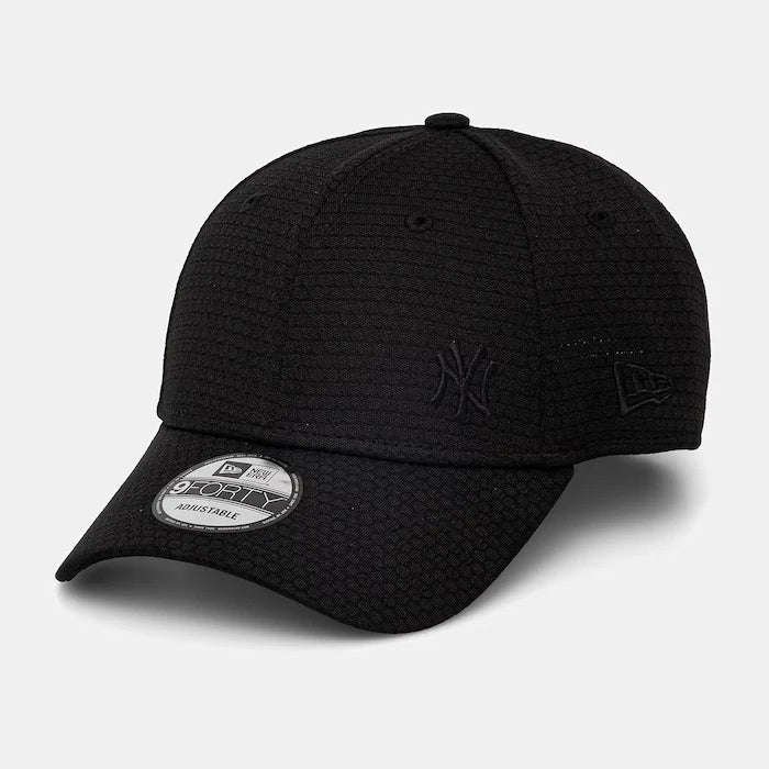 Шапка с козирка New Era FLAWLESS MESH 9FORTY®