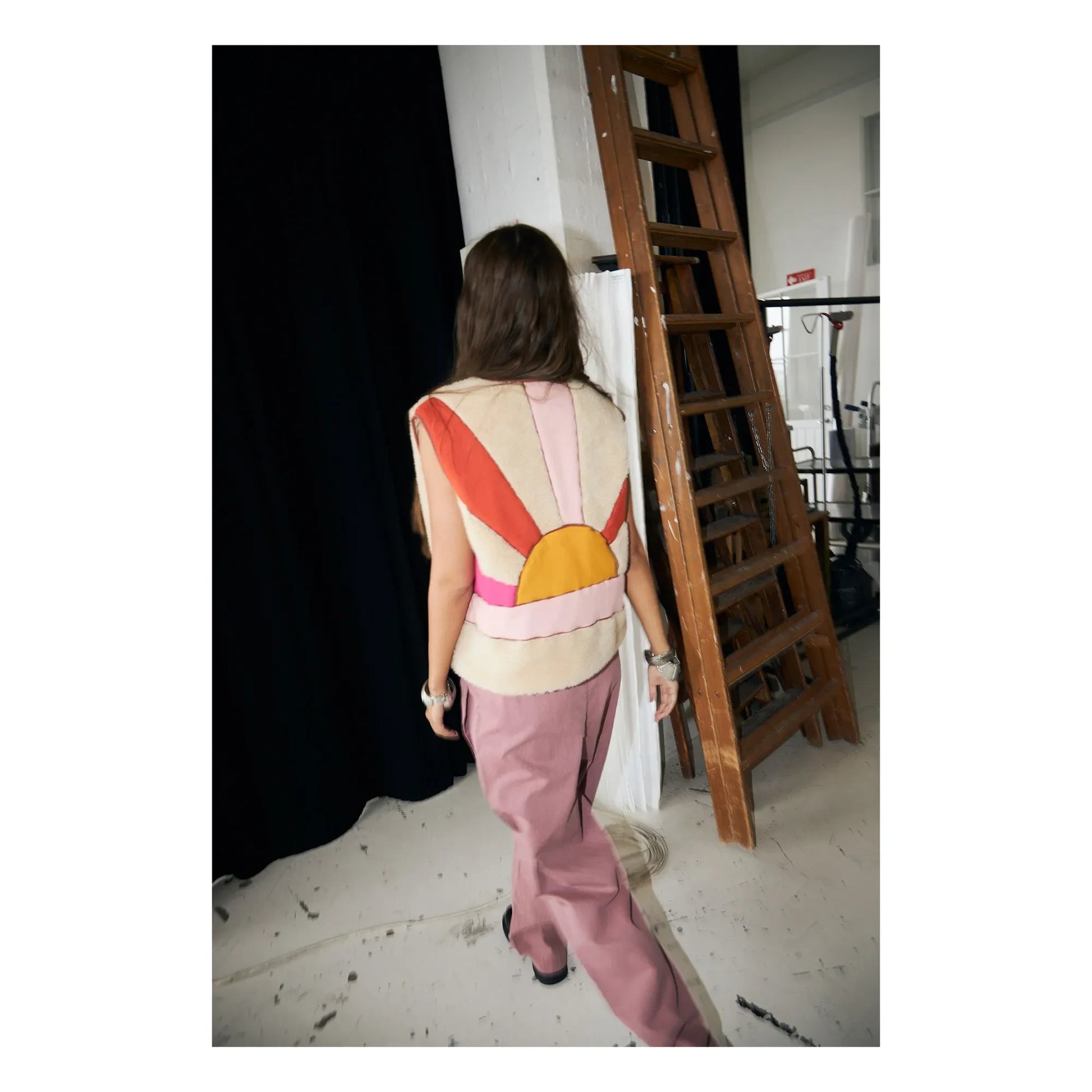 Lollys Laundry - Jace Sleeveless Vest | Sand