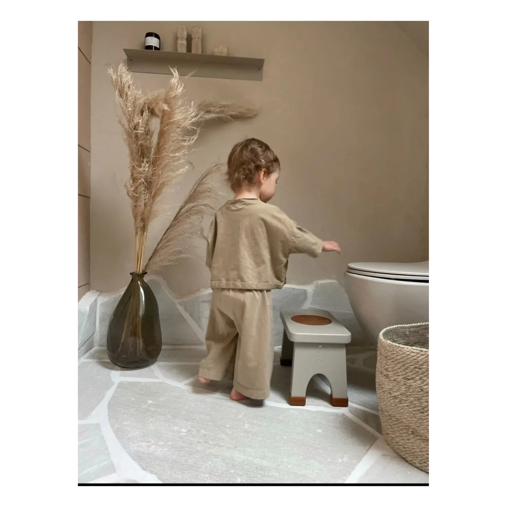 Hevea - Rubberwood Stool | Dark grey