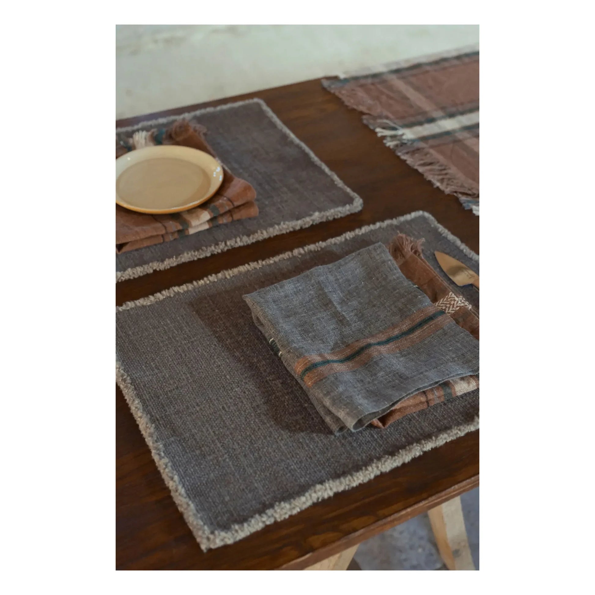 Libeco - Arlo linen napkin | Carbon