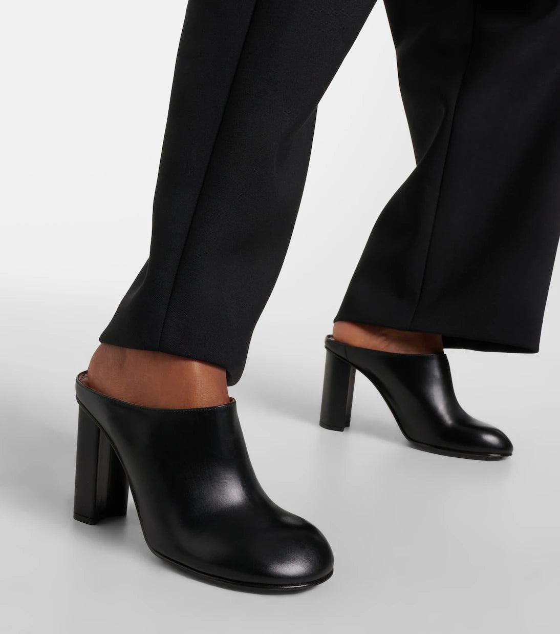 Alaïa - Babylone leather mules
