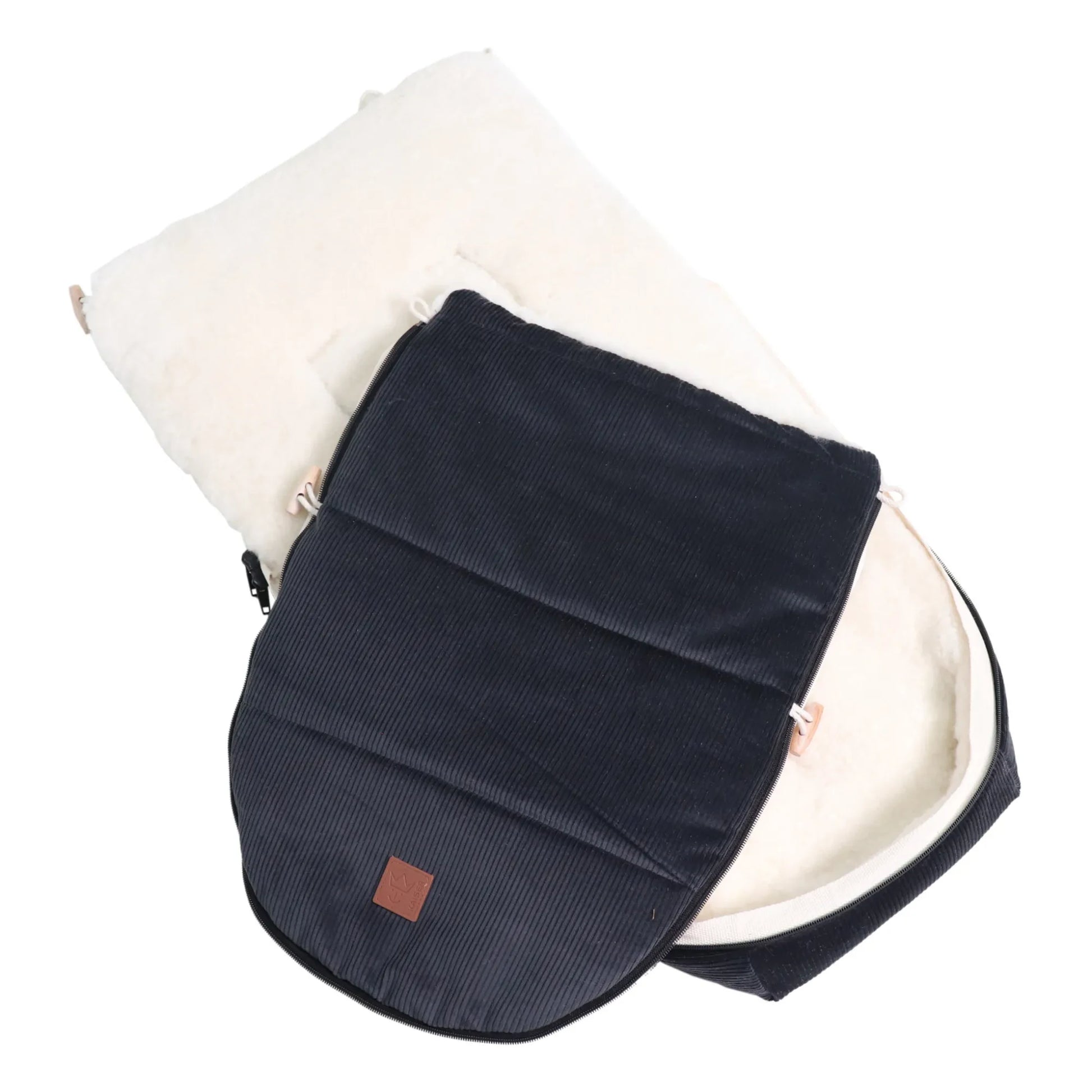 Kaiser - Filia Lambskin Baby Nest | Black