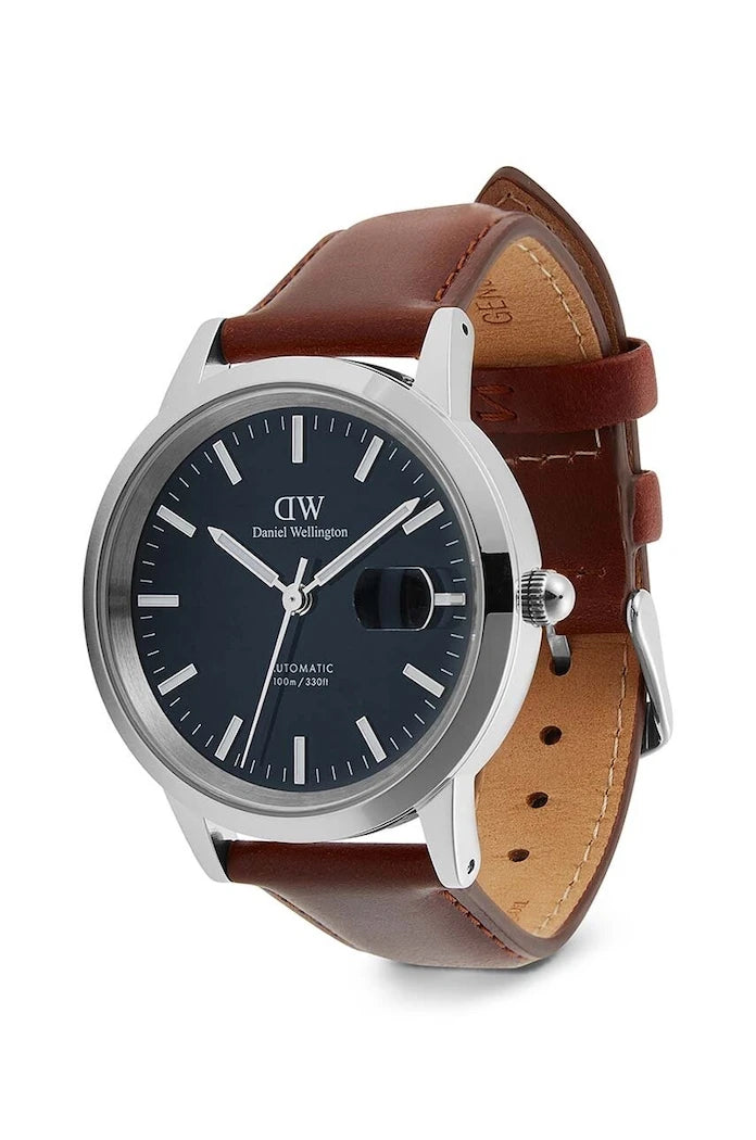 Daniel Wellington Saat