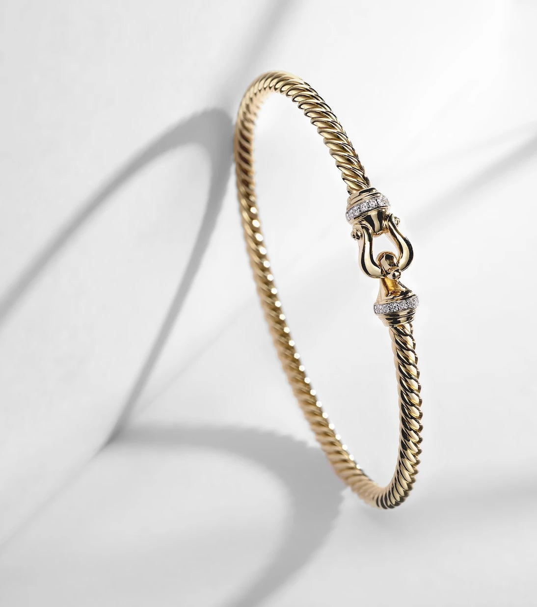 David Yurman - Buckle Cablespira® 18kt gold bangle with diamonds