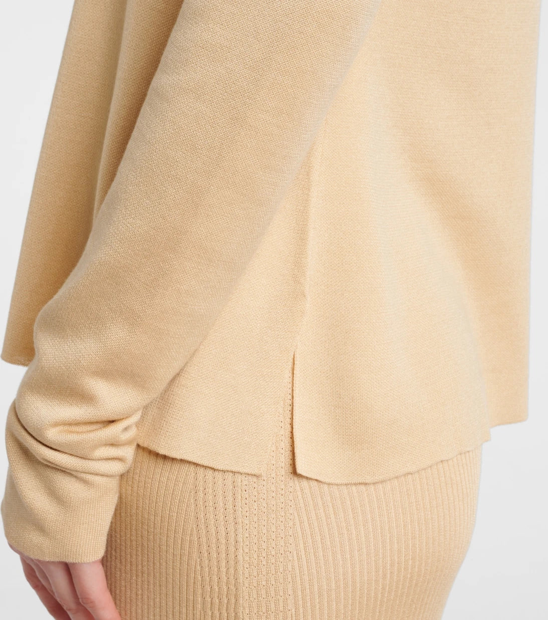 The Row - Ikara top