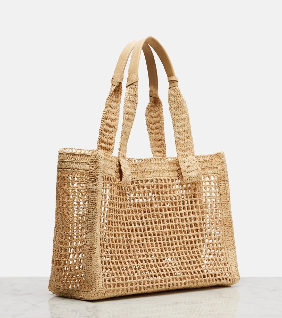 Chloé - Summer Banana East-West raffia tote bag