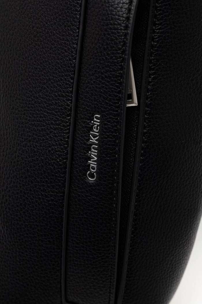 Calvin Klein чанта през рамо мъжка от имитация на кожа