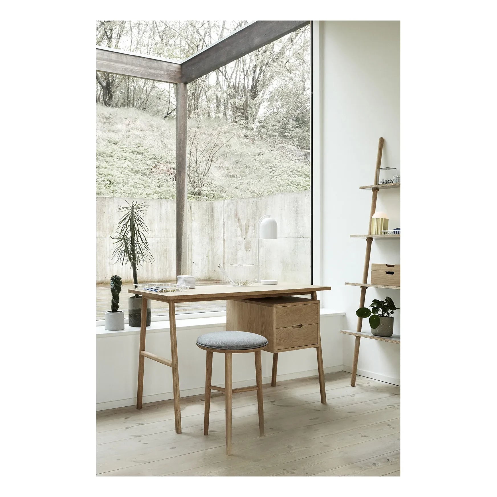 Hübsch - FSC Oak Desk