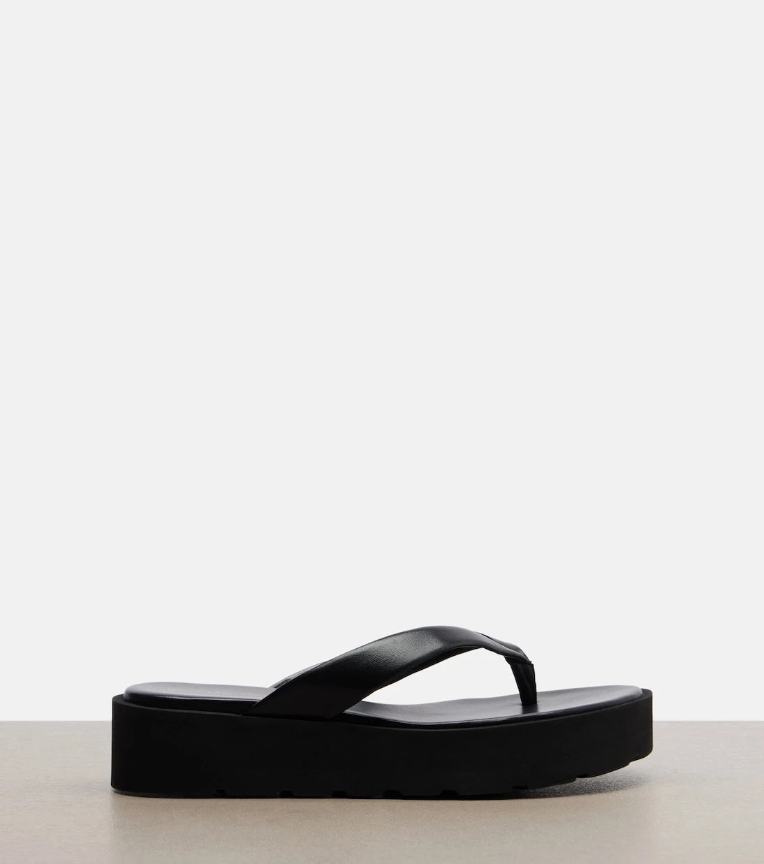 Gianvito Rossi - Leather platform thong sandals