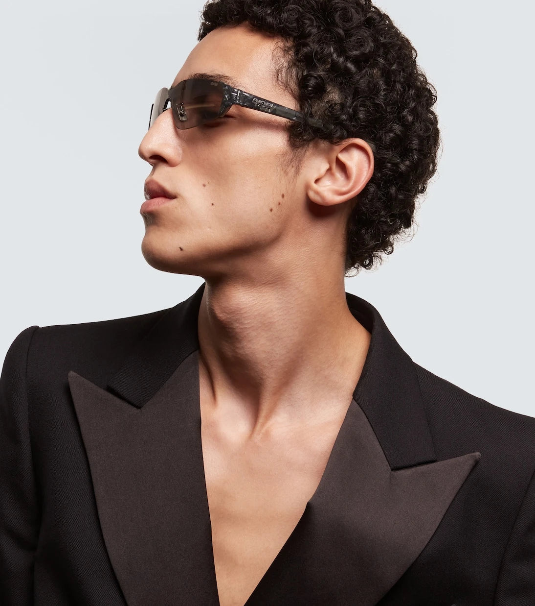 Dior Eyewear - DiorBay M1U mask sunglasses