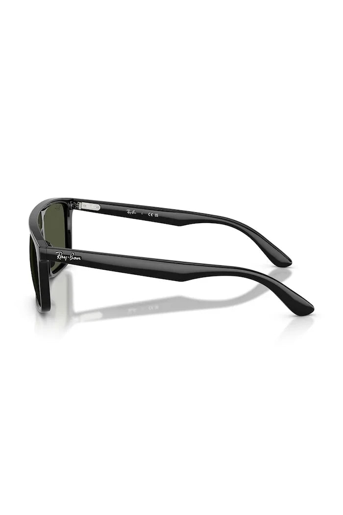 Ray-Ban güneş gözlüğü