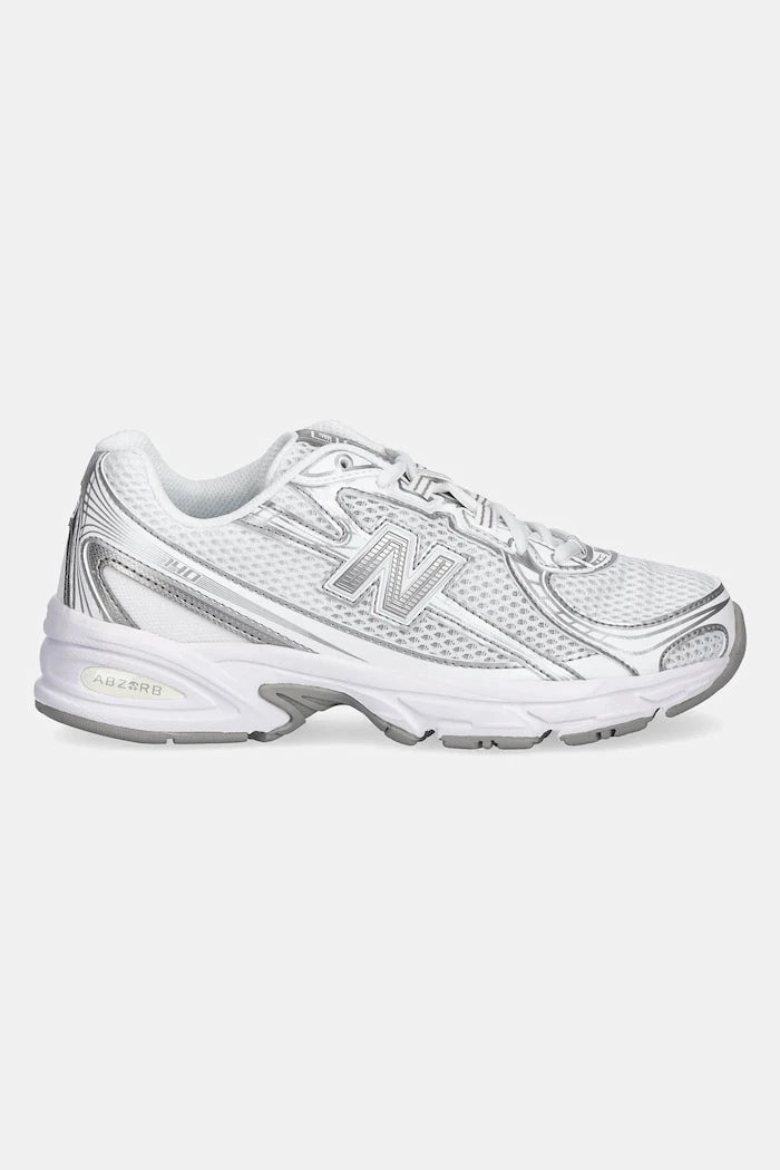 Маратонки New Balance 740