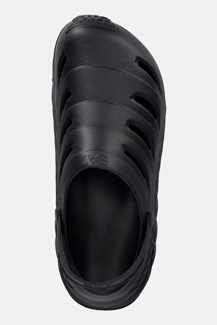 EA7 Emporio Armani чехли