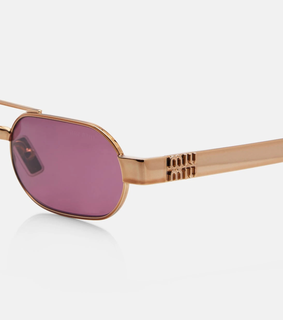 Miu Miu - نظارات شمسية بيضاوية بشعار