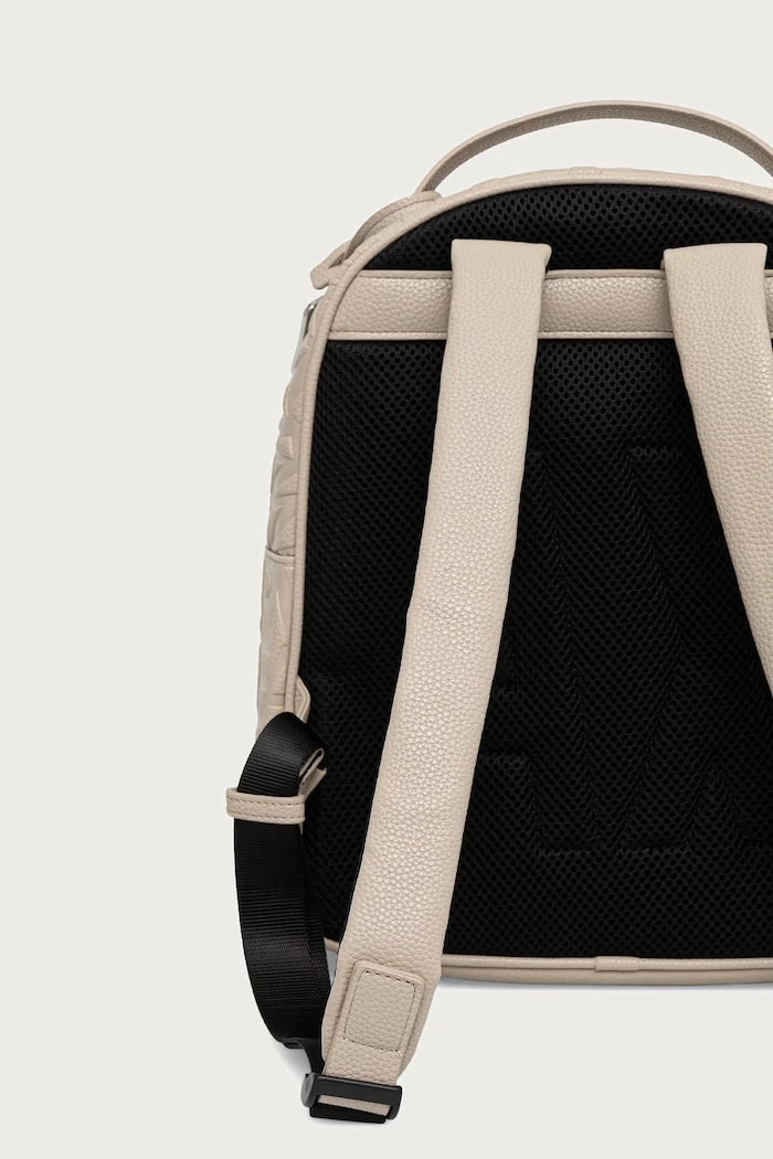 Armani Exchange kadın sırt çantası