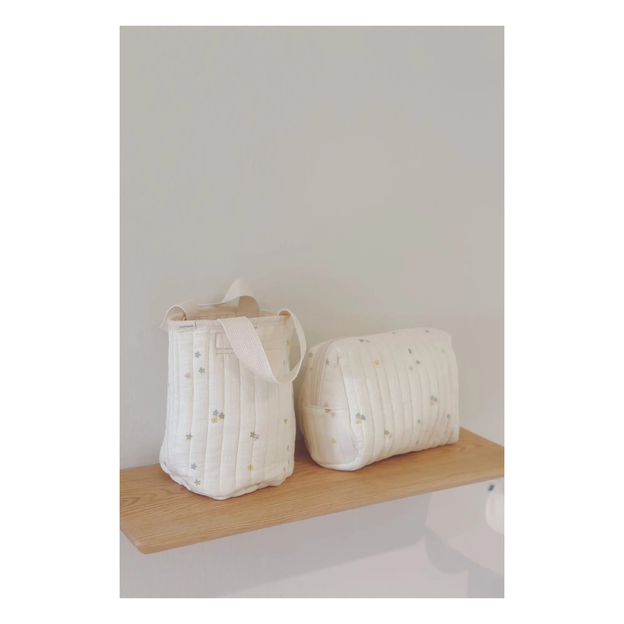 Soft Spot - Daisies storage basket in organic cotton | Ecru