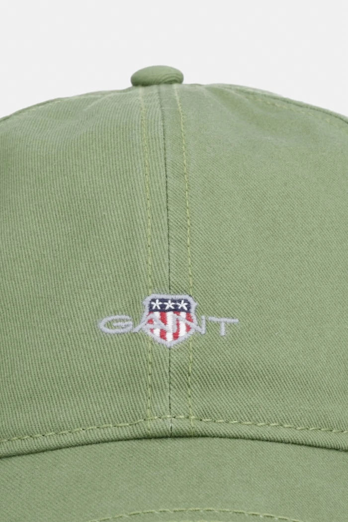 Памучна шапка с козирка Gant