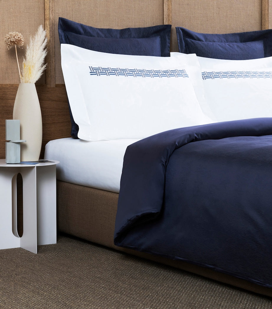 Rays Super King Duvet Cover (260cm x 240cm)