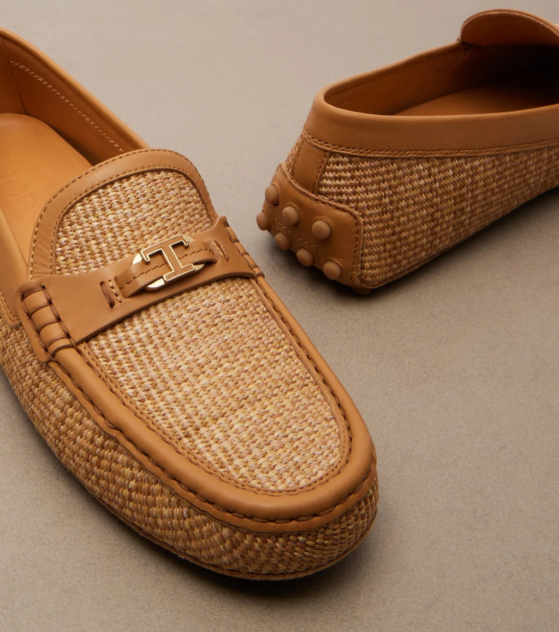 Tod's - Gommino deri şeritli rafya makosenler