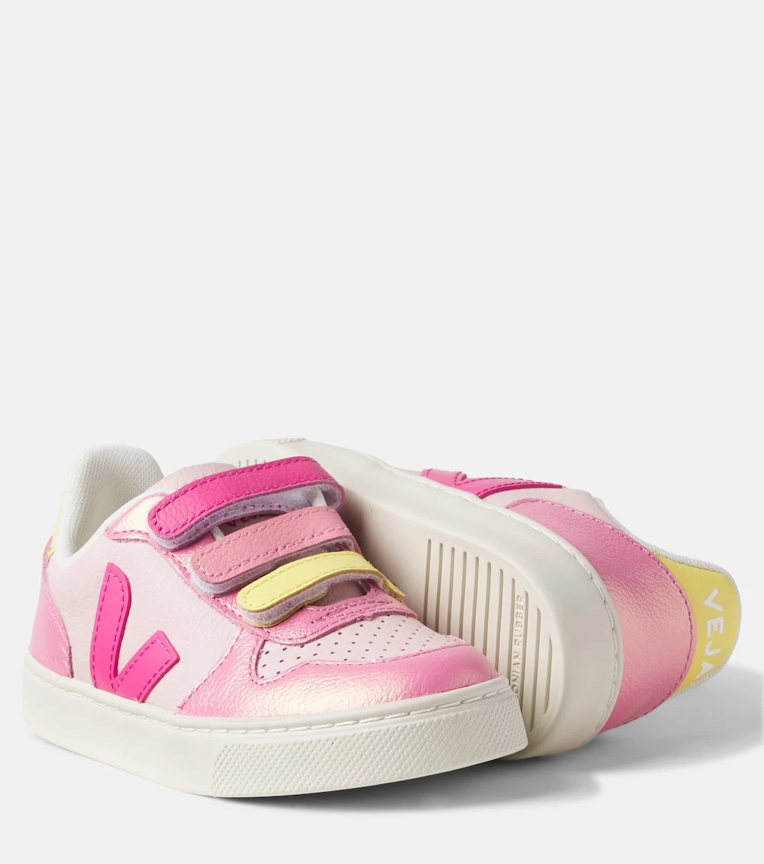 Veja Kids - أحذية رياضية جلدية V-10