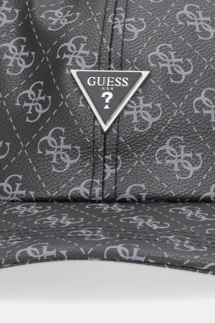 Шапка с козирка Guess MILANO
