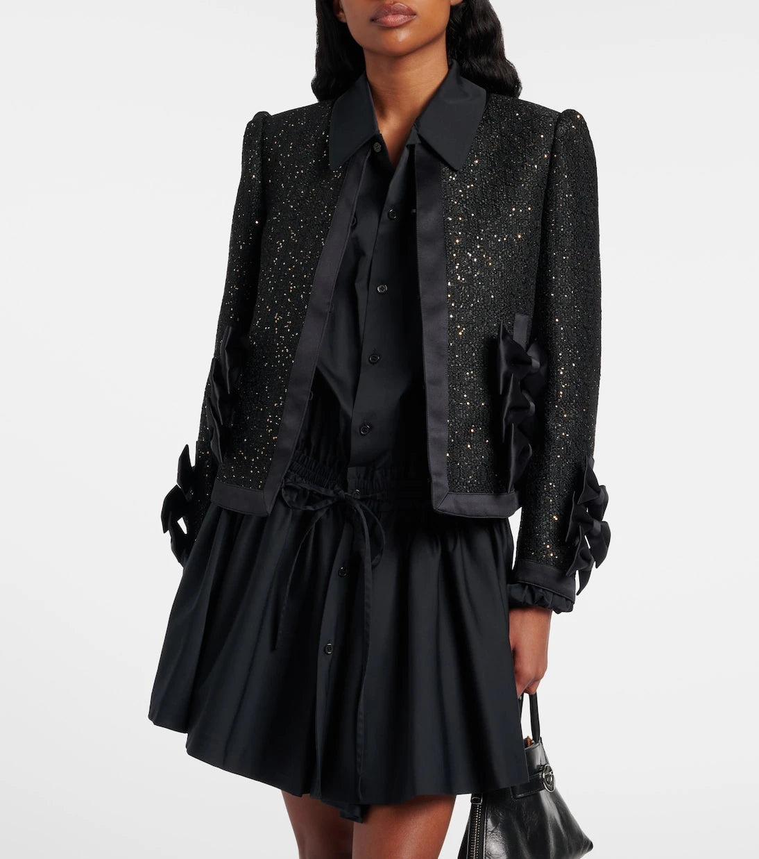 Noir Kei Ninomiya - جاكيت ترتر بتفاصيل ساتان