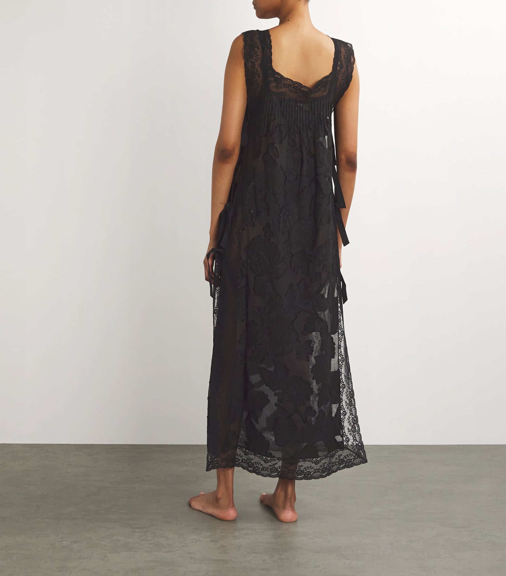 Lace-Trim Fiocchini Nightdress BLACK DEVORE