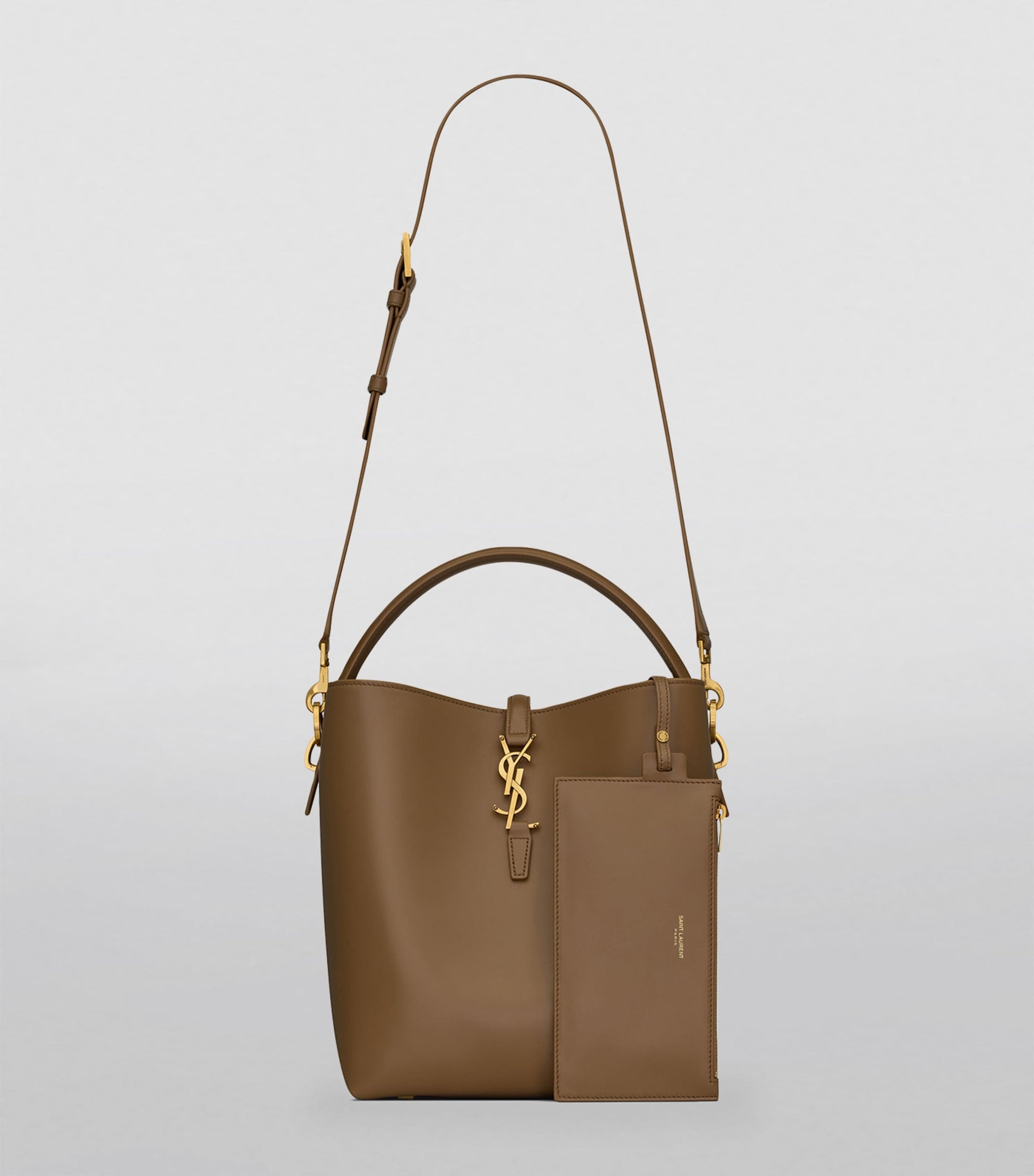 Le 37 Bucket Bag 2760