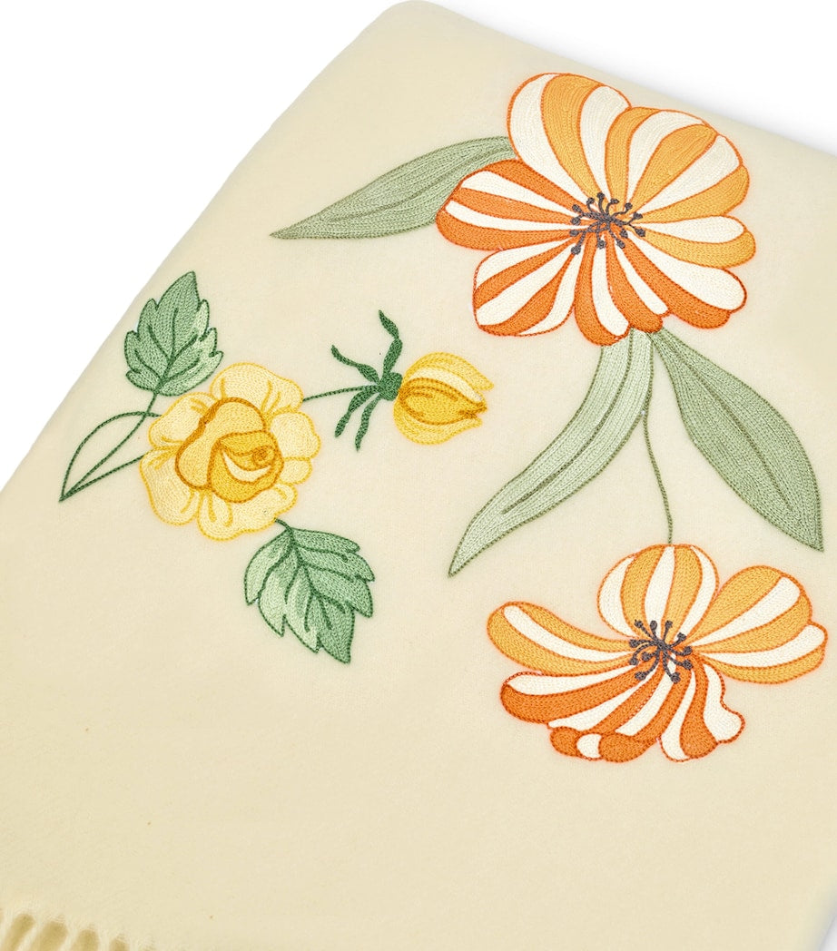 Virgin Wool Giardino Throw (132cm × 159cm)