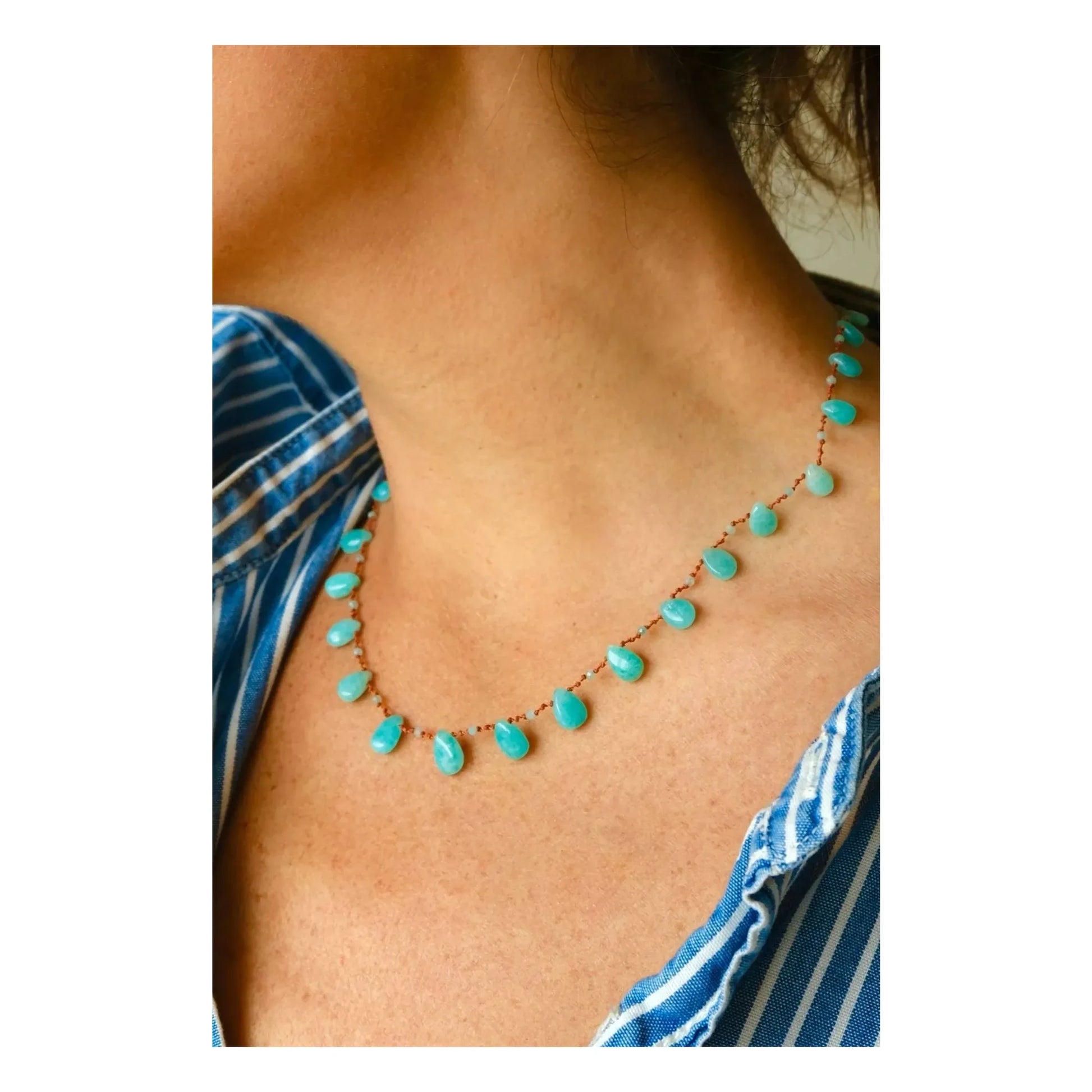 Ivarene - Beetle necklace | Azure blue