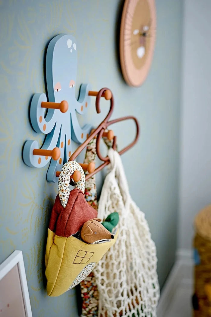 Закачалка за стена Bloomingville Oswall 30 x 26 x 6 cm