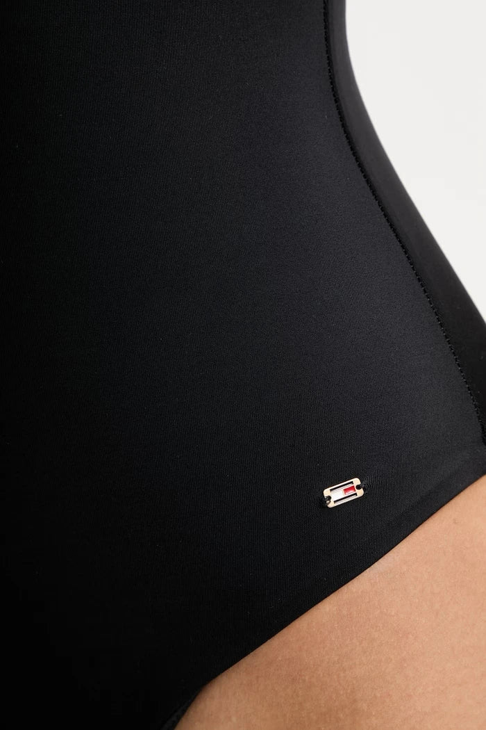 Tommy Hilfiger цял бански дамски