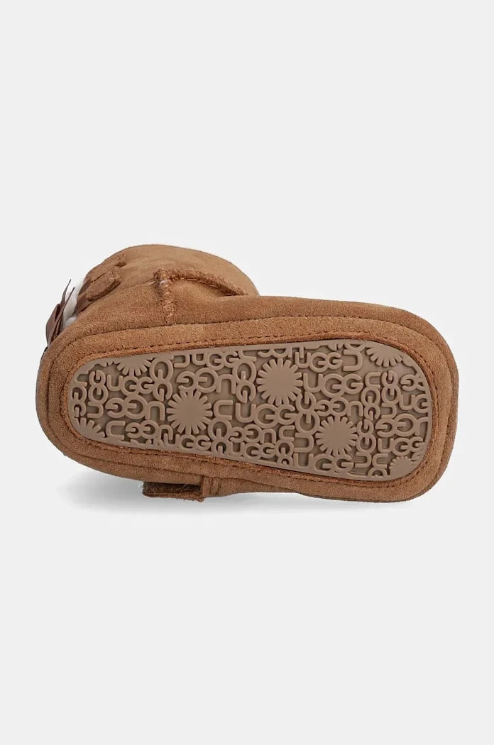 Бебешки велурени обувки UGG BABY BAILEY BOW