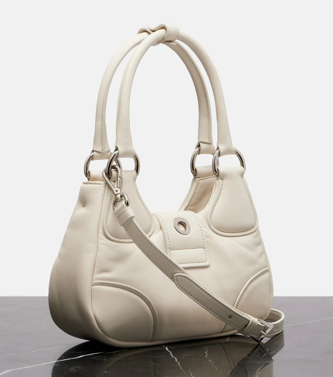 Prada - حقيبة كتف Moon صغيرة من الجلد