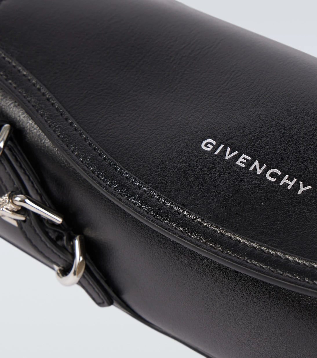 Givenchy - Voyou Roller leather shoulder bag
