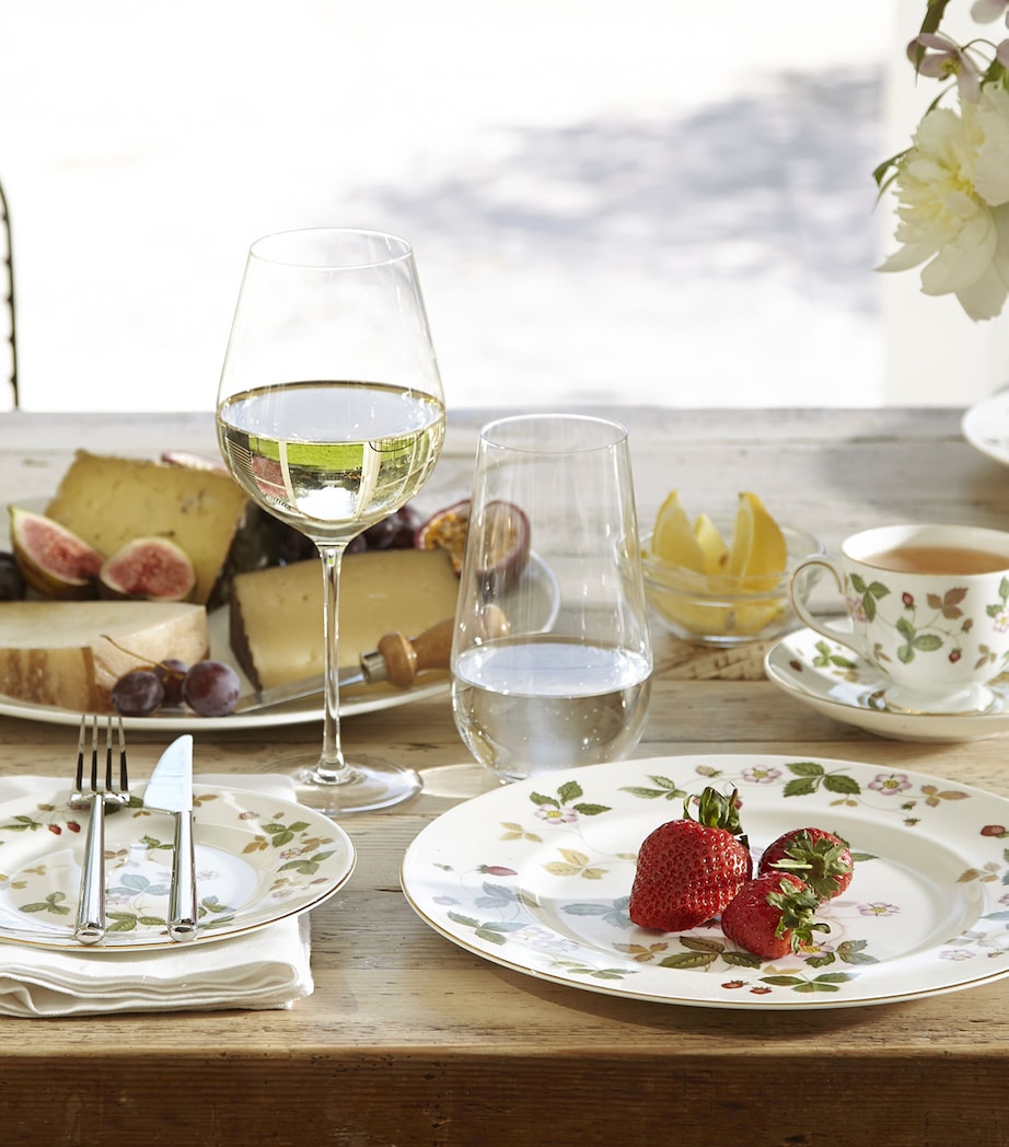 Wild Strawberry Plate (15cm)