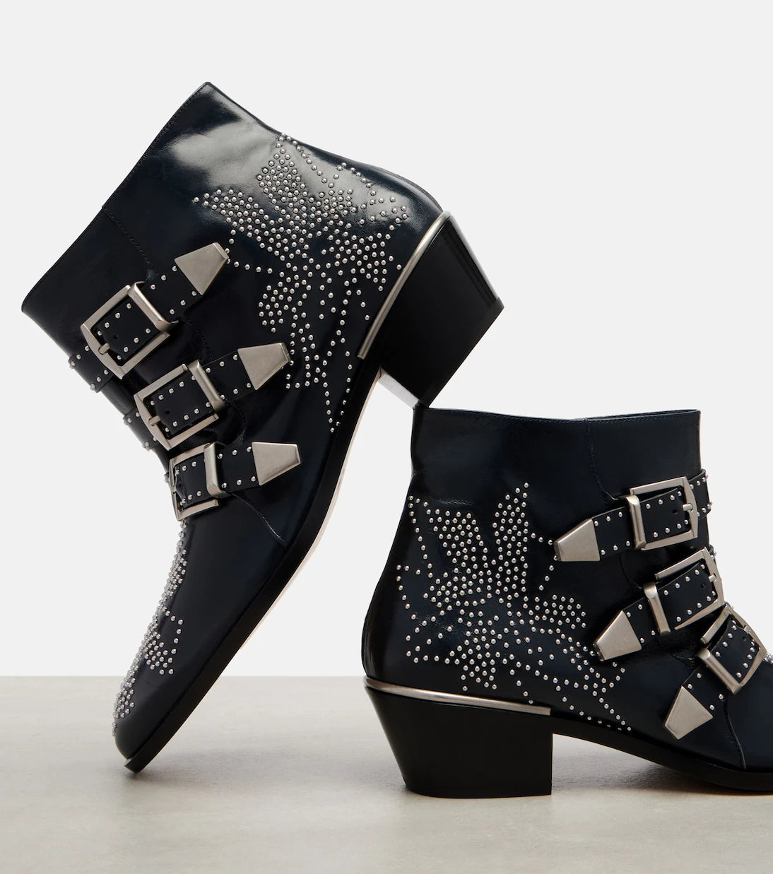 Chloé - Susanna studded leather ankle boots