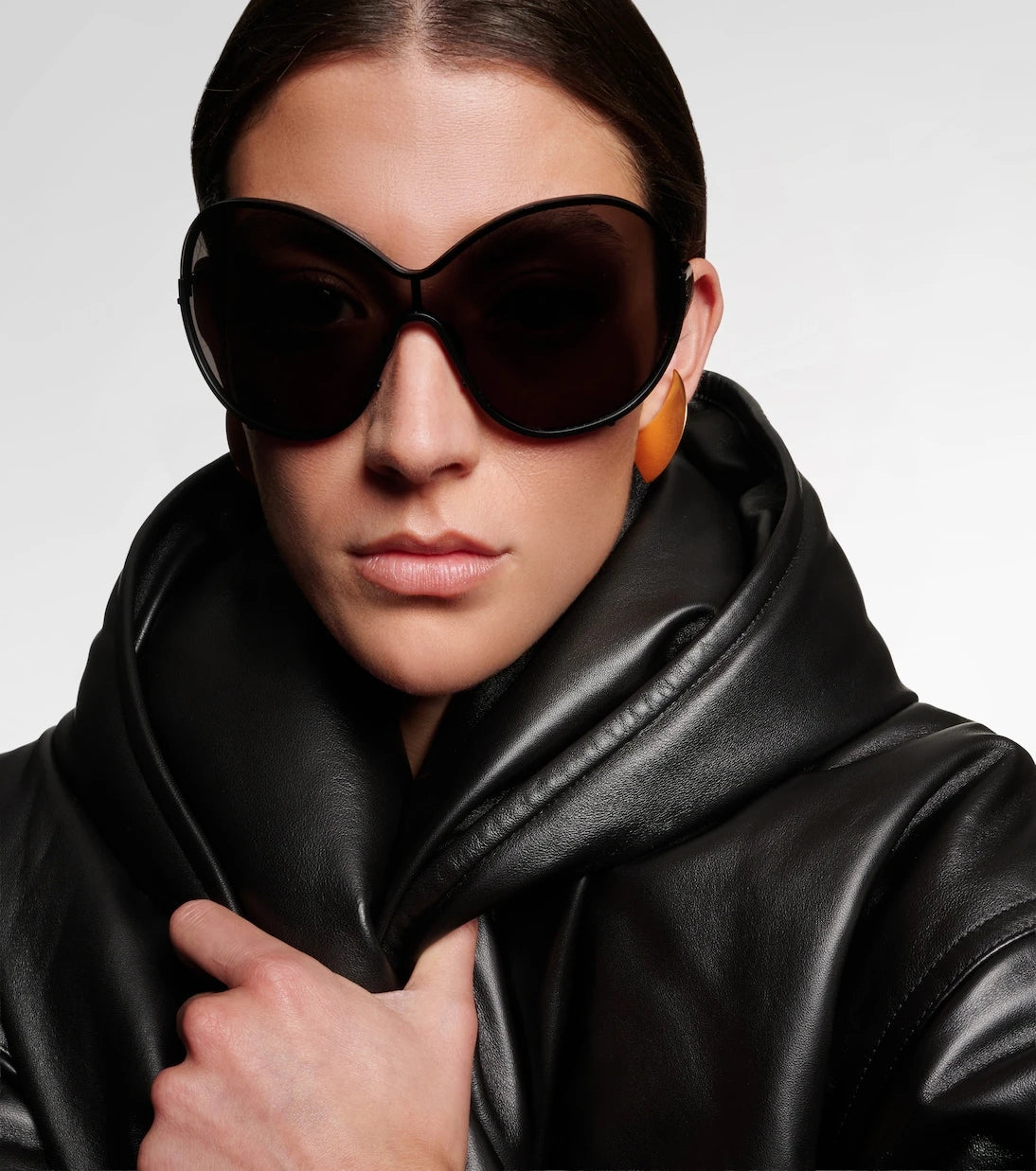 Alaïa - Lettering Logo oversized sunglasses