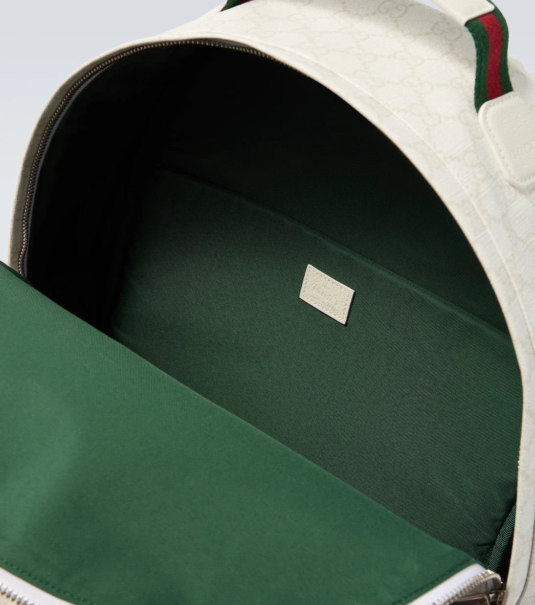 Gucci - GG Canvas Medium backpack