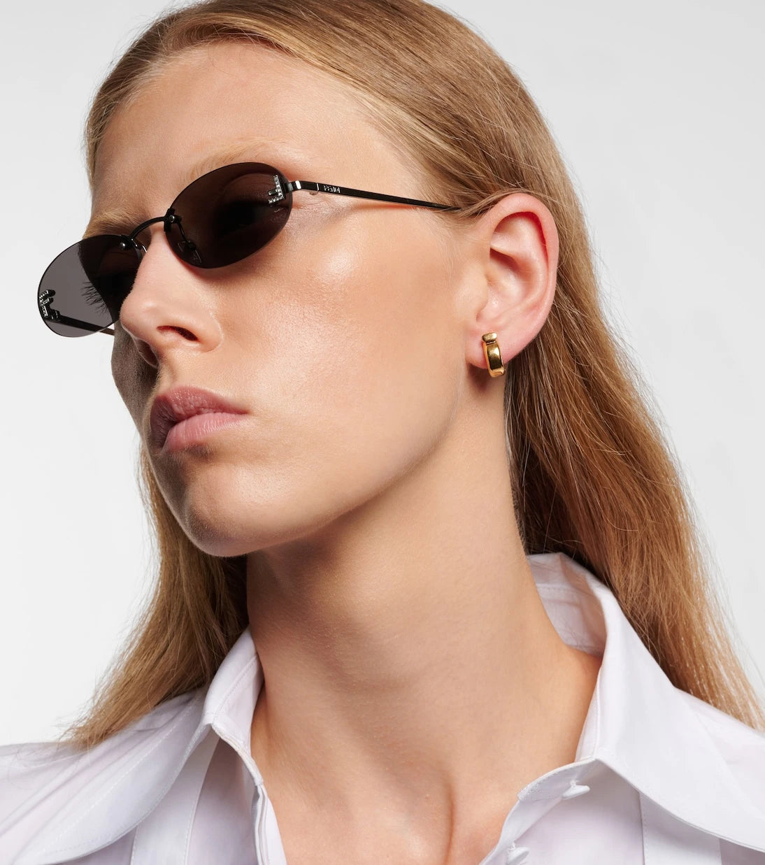 Fendi - Fendi First Crystal oval sunglasses