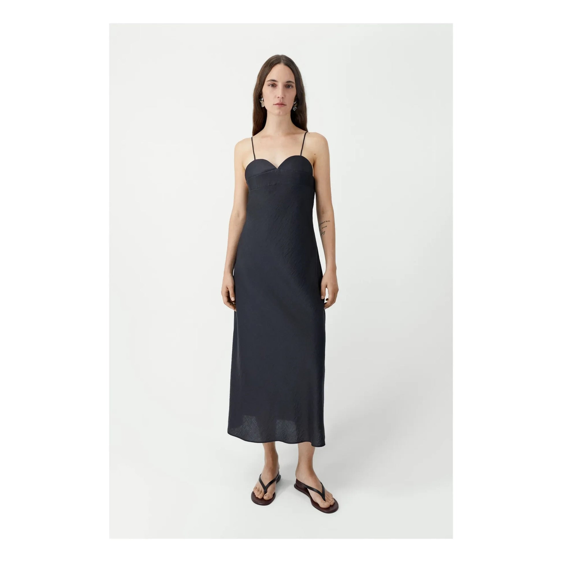 Cordera - Heart neckline dress | Black