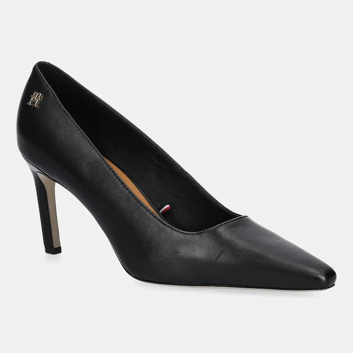 Кожени обувки с тънък ток Tommy Hilfiger TH LOGO LEATHER PUMP SLANTED HL