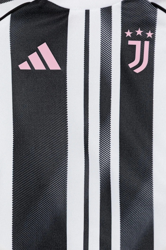 Комплект за бебета adidas Performance JUVENTUS