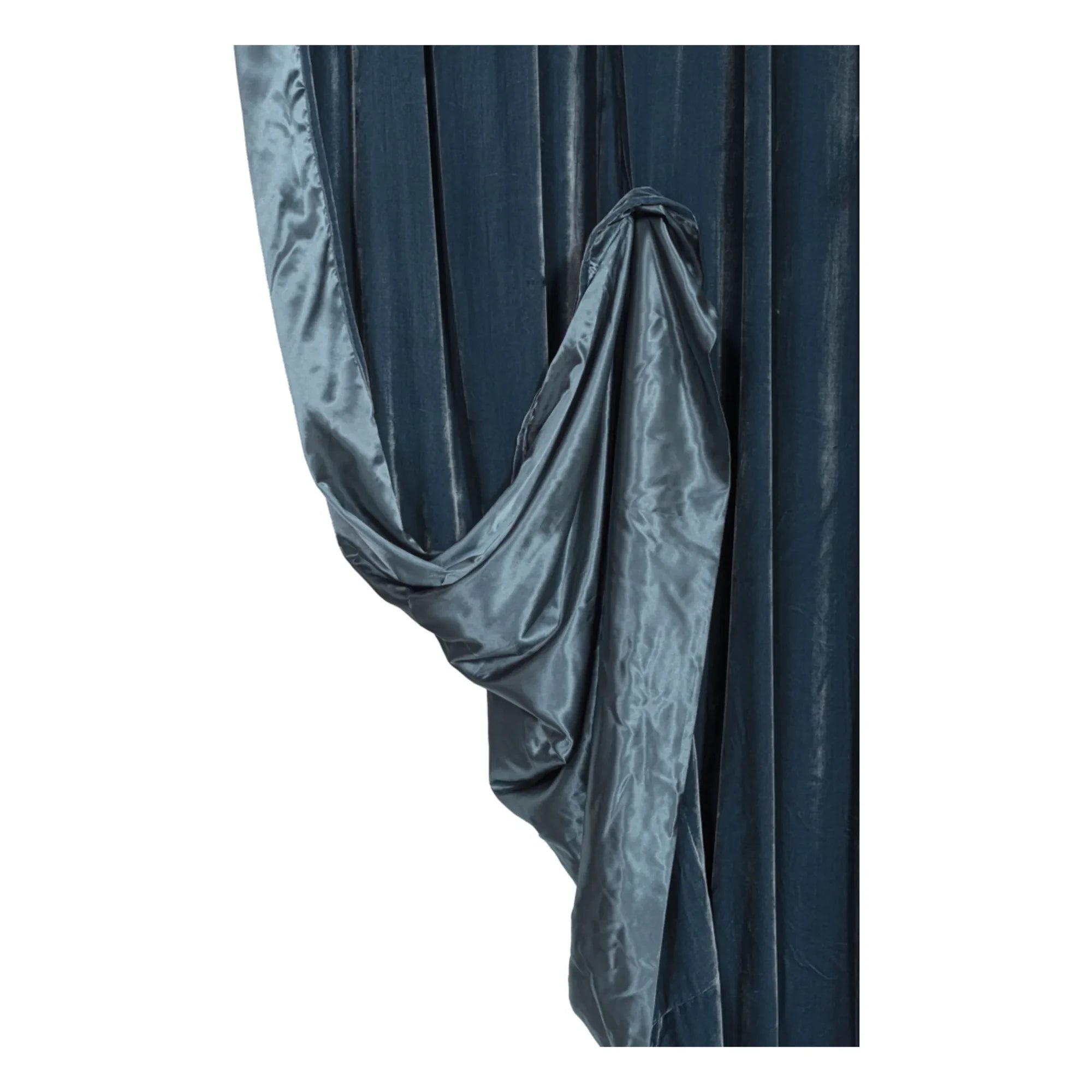 Le Monde Sauvage - Istanbul blue silk velvet curtain