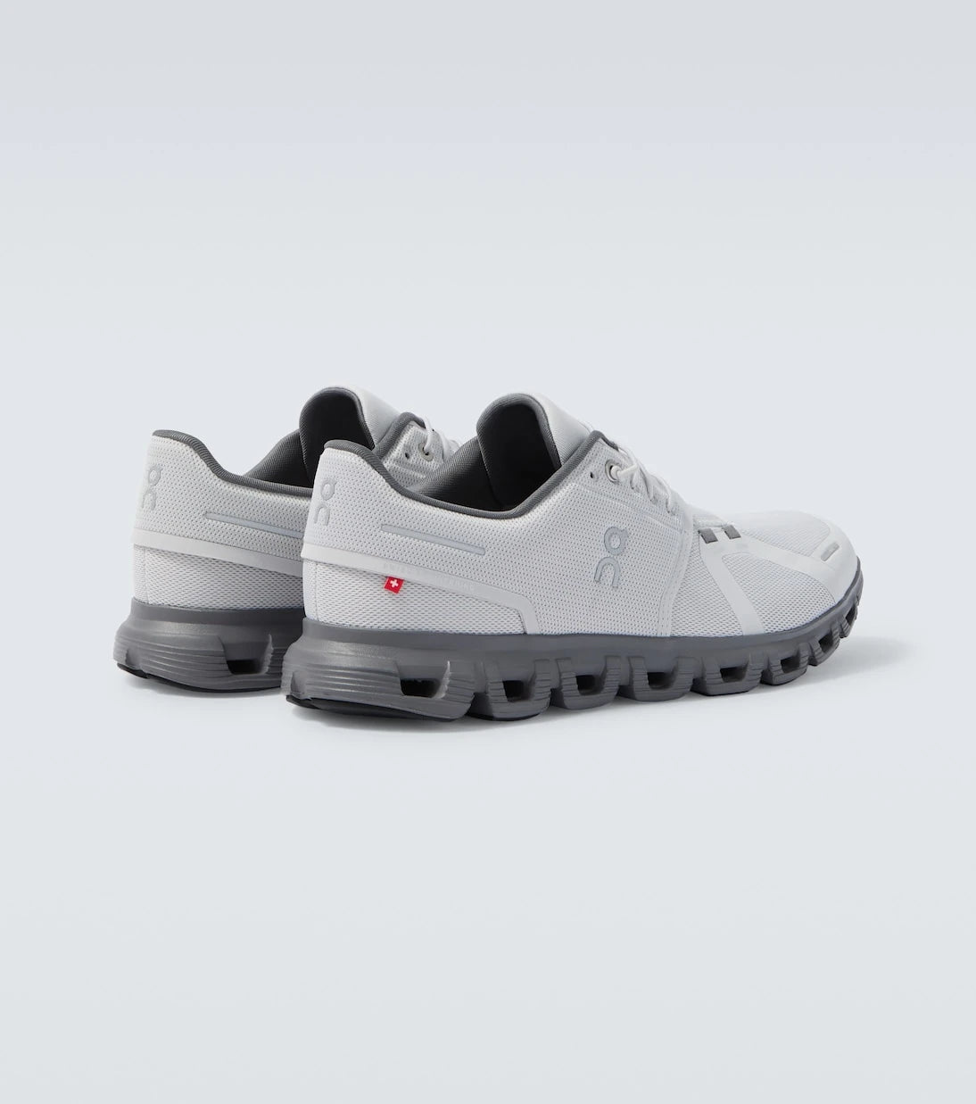 On - Cloud 6 running shoes
