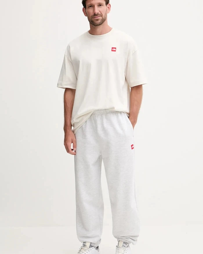 Памучна тениска The North Face Redbox