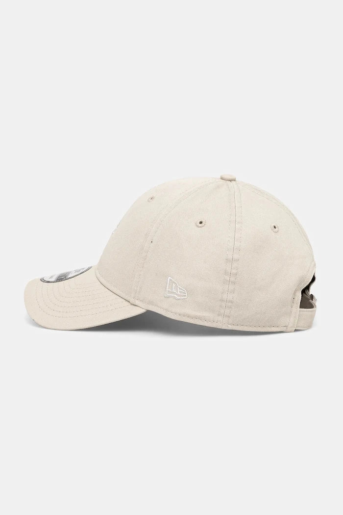 Памучна шапка с козирка New Era