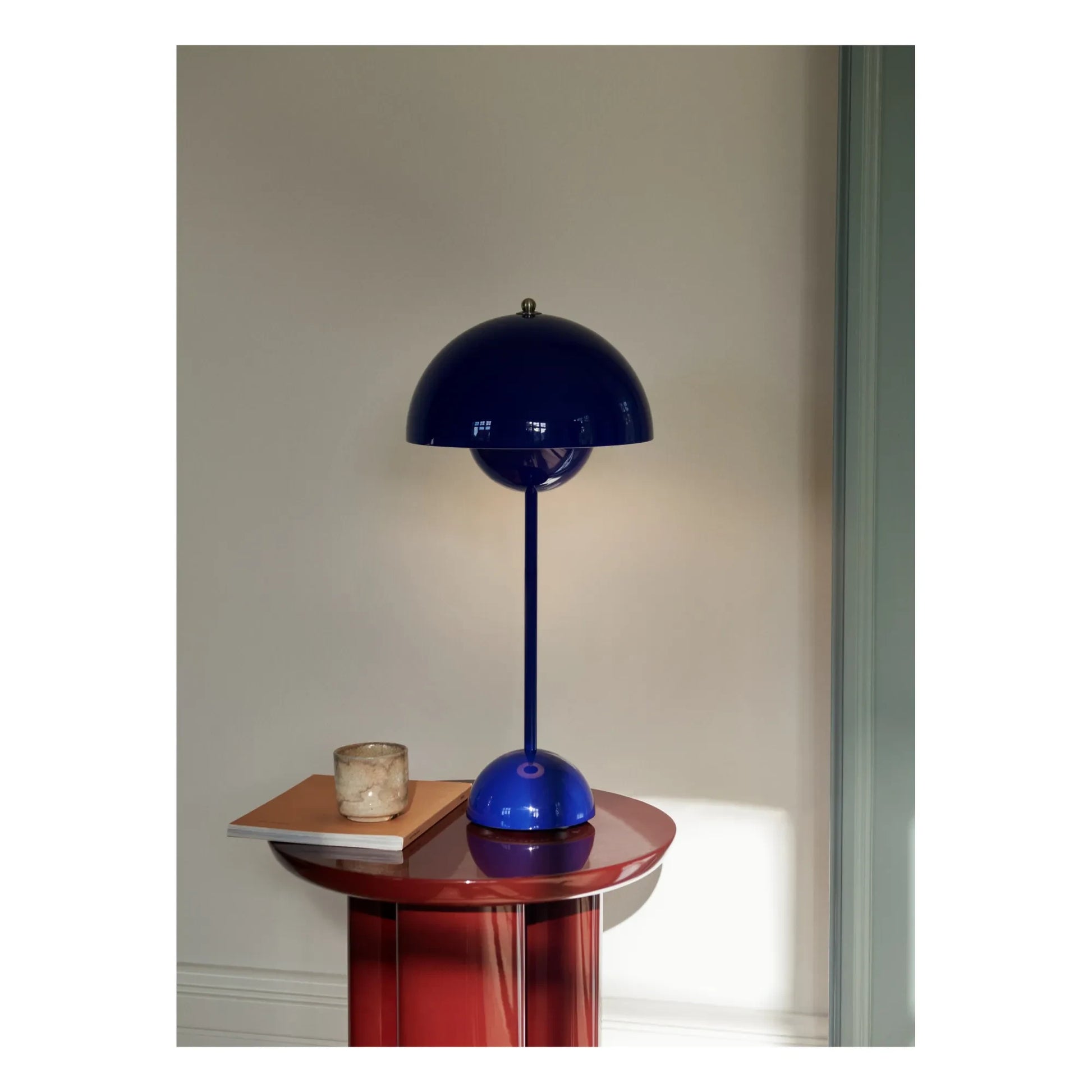 & Tradition - VP3 Flowerpot Table Lamp - Verner Panton, 1969 | Blue